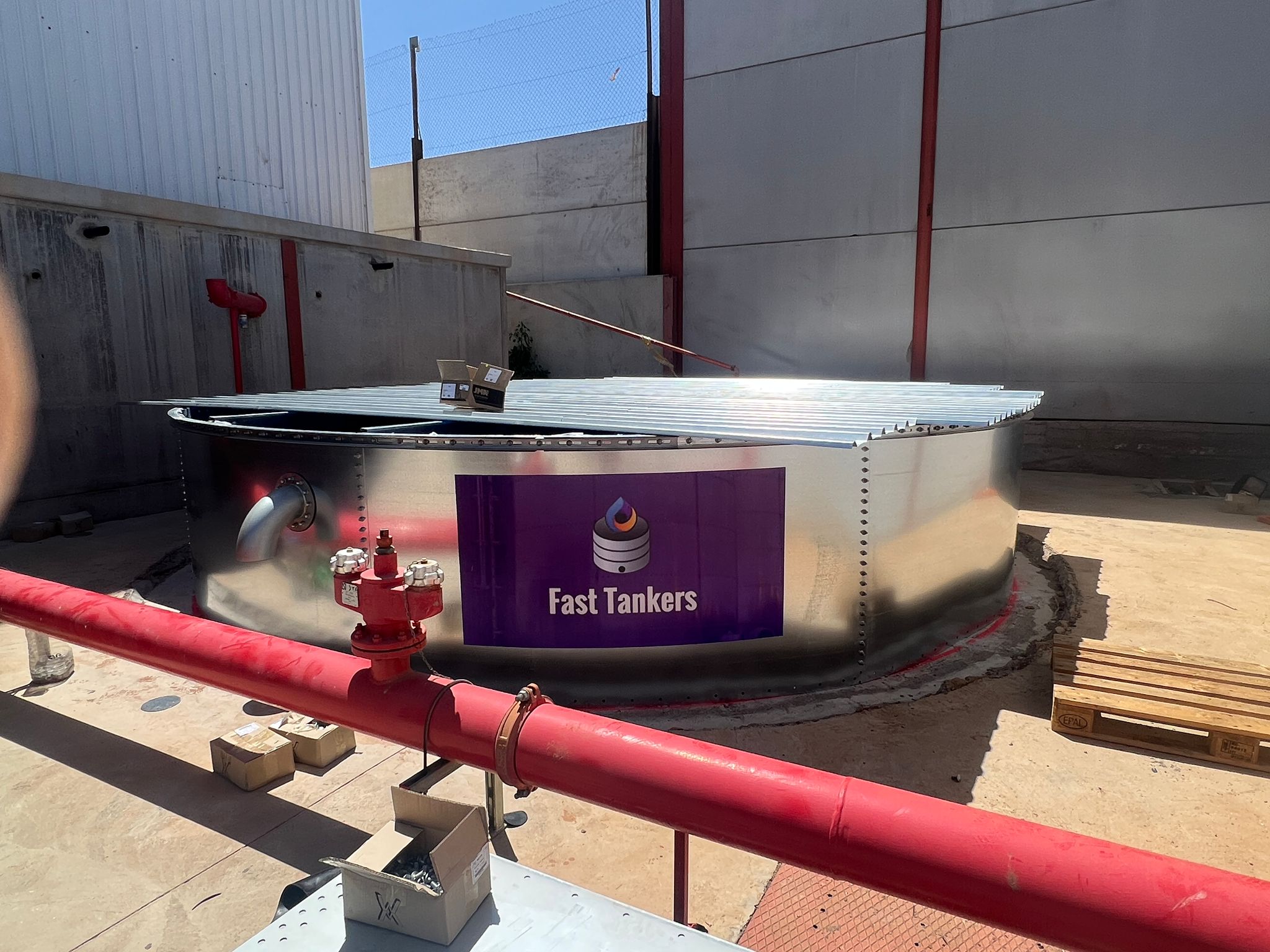 MONTAJE E INSTALACION DE TANQUE EN LAS PALMAS DE GRAN CANARIA BUENO