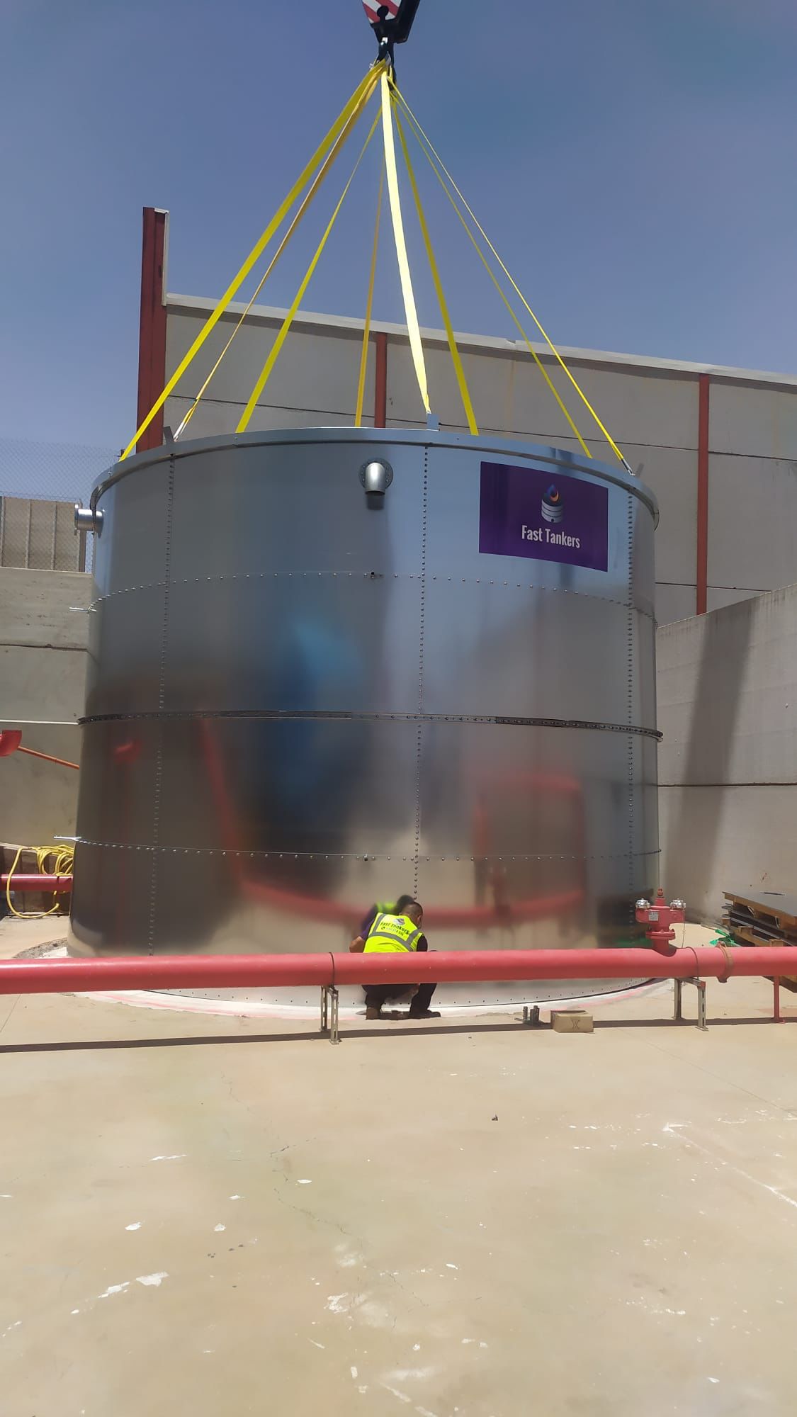 MONTAJE E INSTALACION DE TANQUE EN LAS PALMAS DE GRAN CANARIA BUENO
